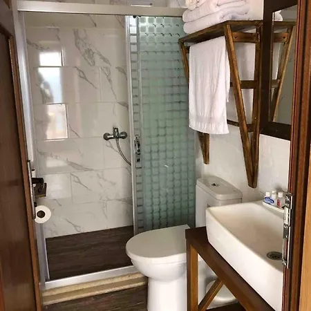 Elma Bungalow Apartment Ayvalı