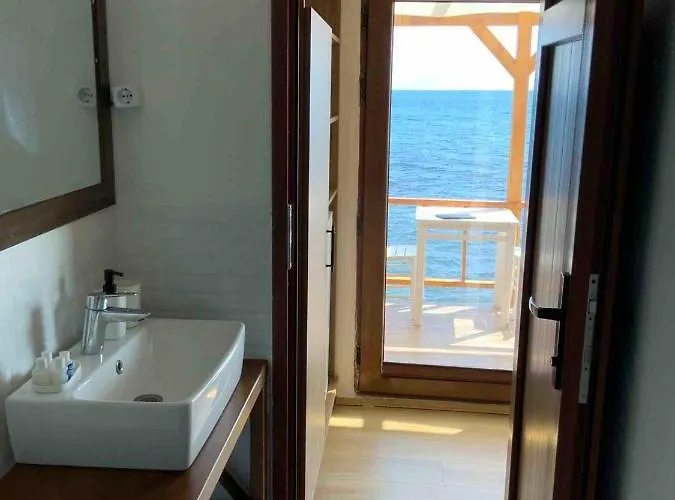 Elma Bungalow Hotel *